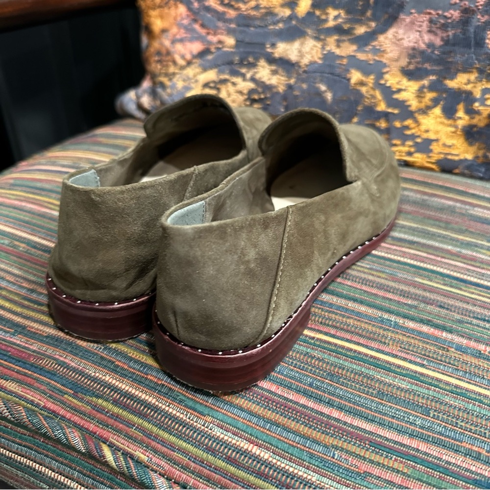 Vince Camuto “Cretinian” Olive Green Suede Loafers – 8.5 - Picture 5 of 12